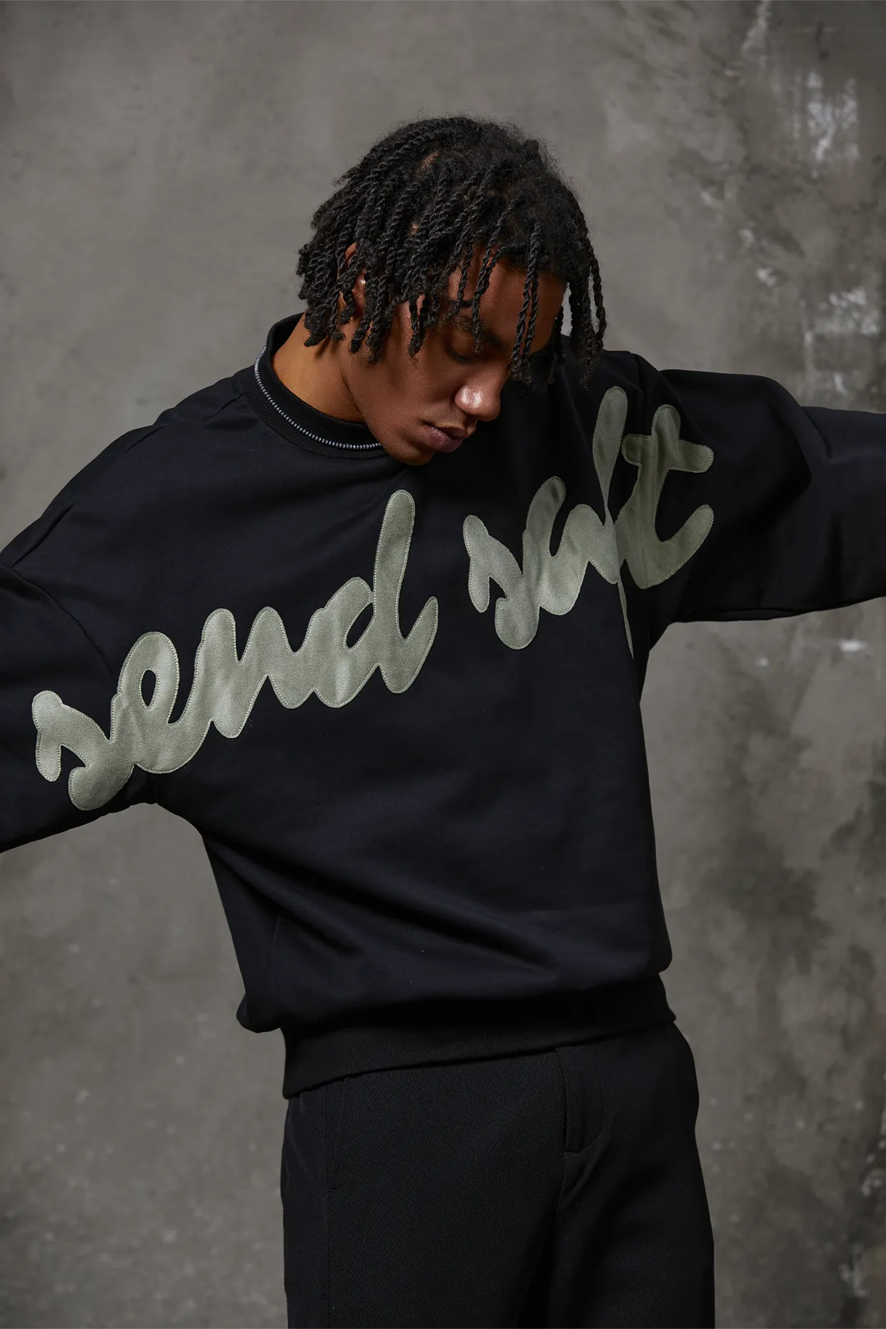 send saft crewneck