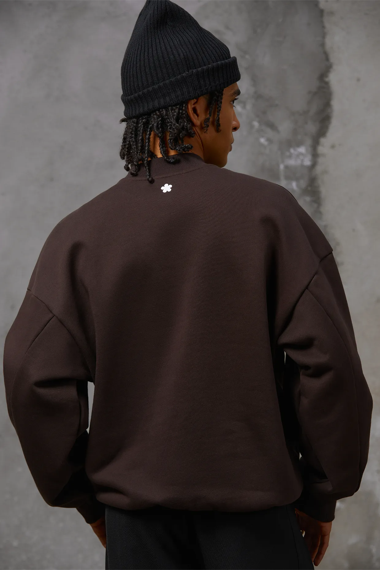 send saft crewneck