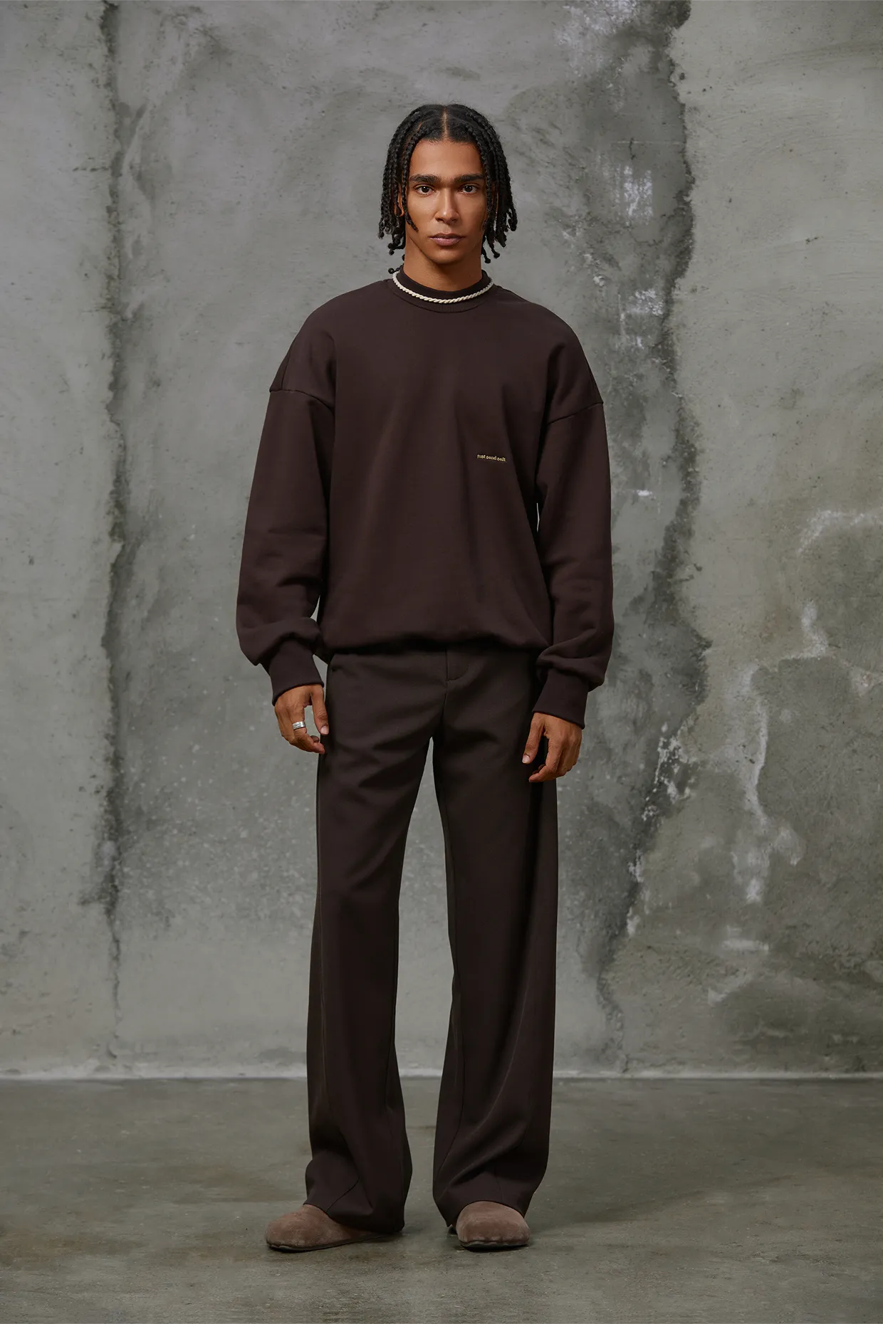 dream temple crewneck
