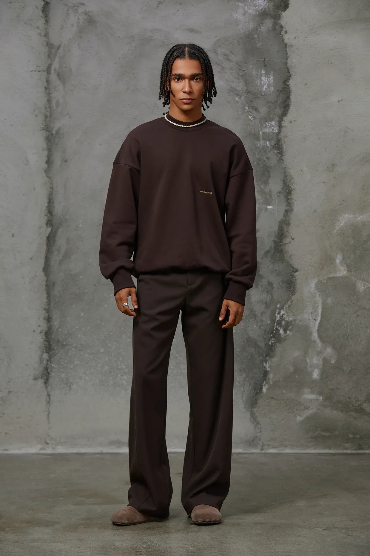 dream temple crewneck